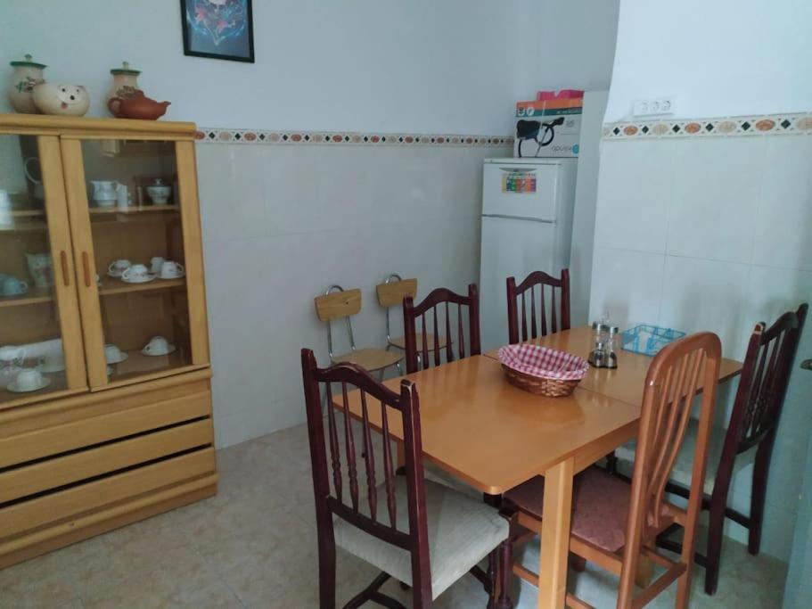 Amplio Piso En Centro Con Balcon Apartman Cuenca  Kültér fotó