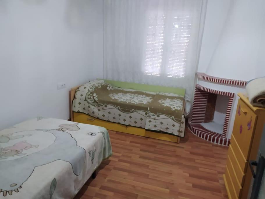 Amplio Piso En Centro Con Balcon Apartman Cuenca  Kültér fotó